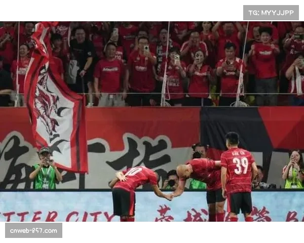 成都蓉城2比2战平青岛西海岸 主场遭遇平局